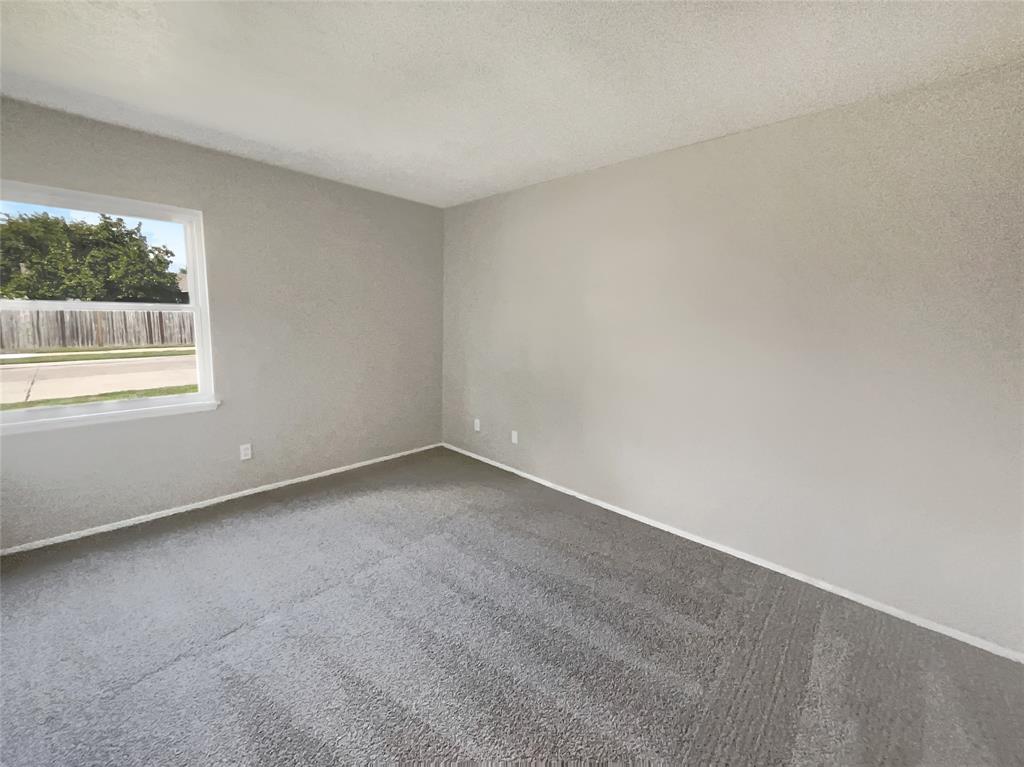 2918 Centennial Drive Property Photo 15