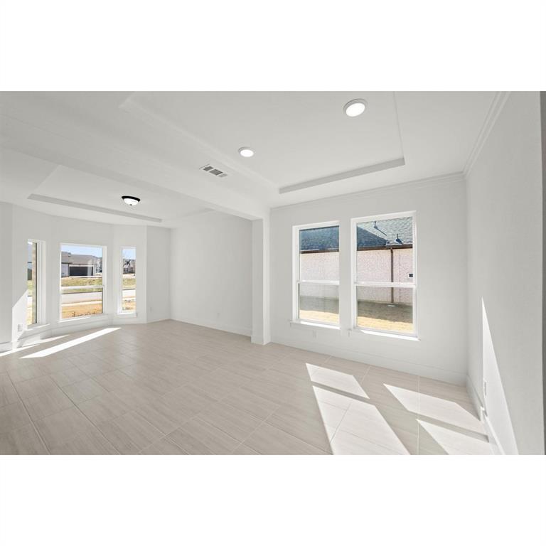 8712 Heartland Drive Property Photo 4