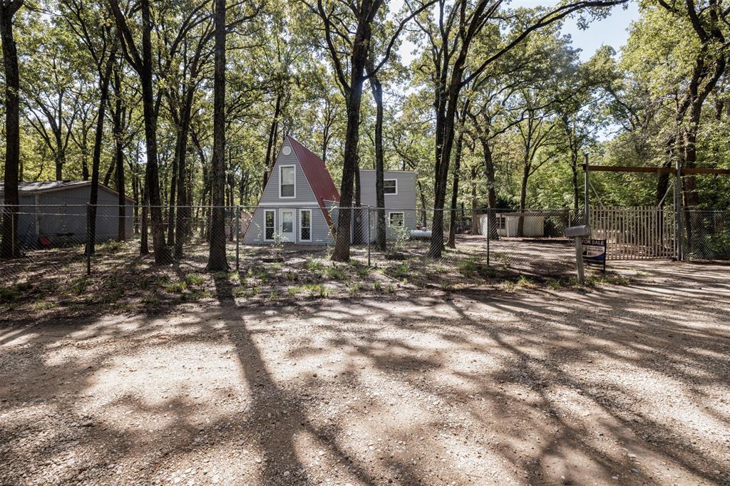 1921 Lone Eagle Drive Property Photo 2