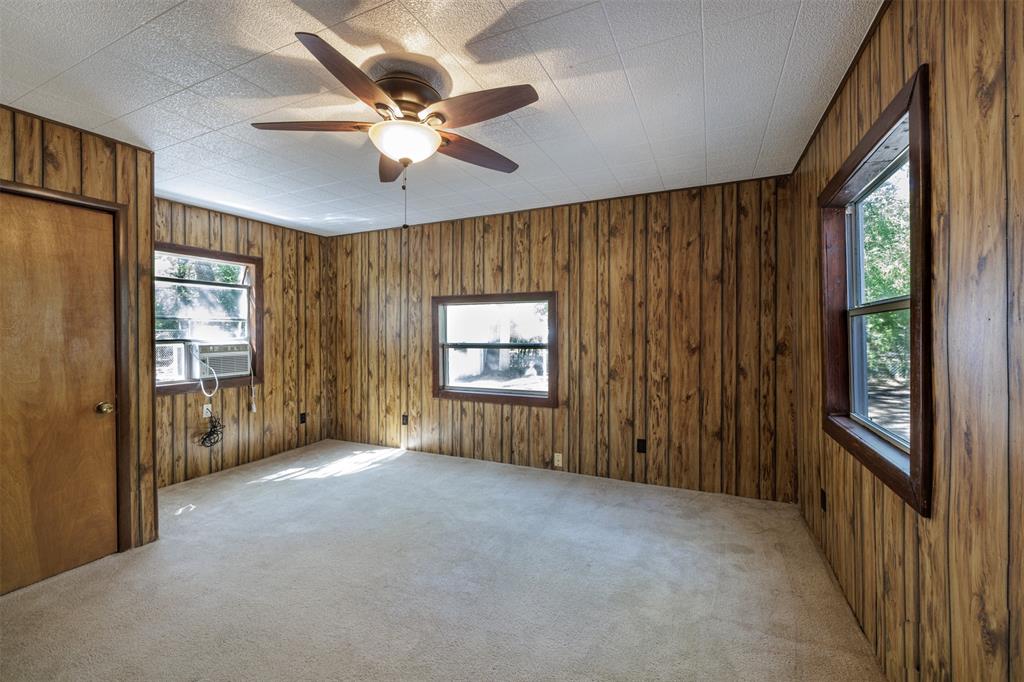 1921 Lone Eagle Drive Property Photo 10