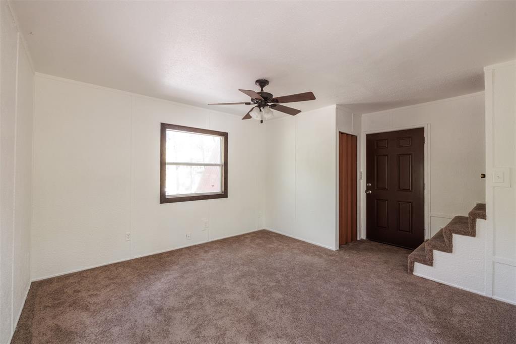 1921 Lone Eagle Drive Property Photo 16