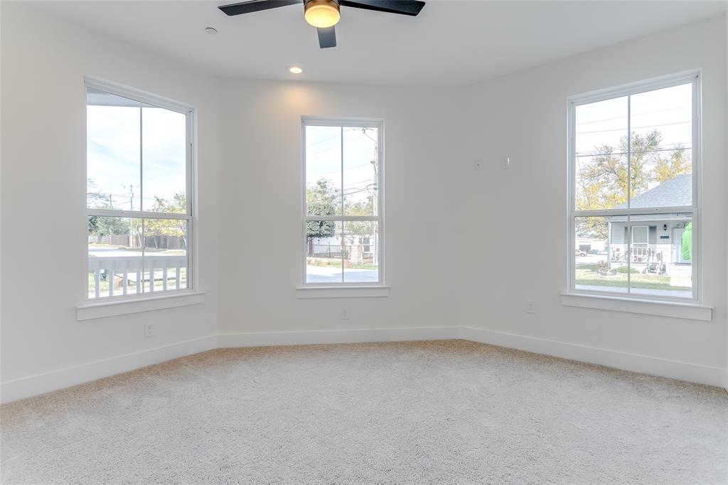 270 Harris Street Property Photo 4