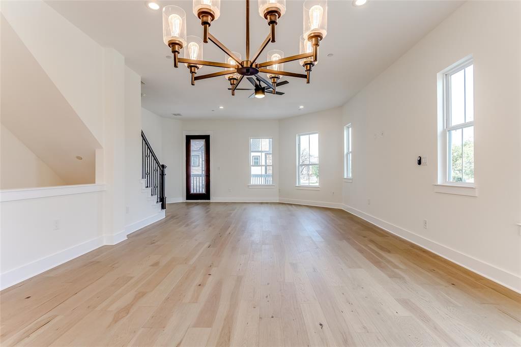 270 Harris Street Property Photo 18