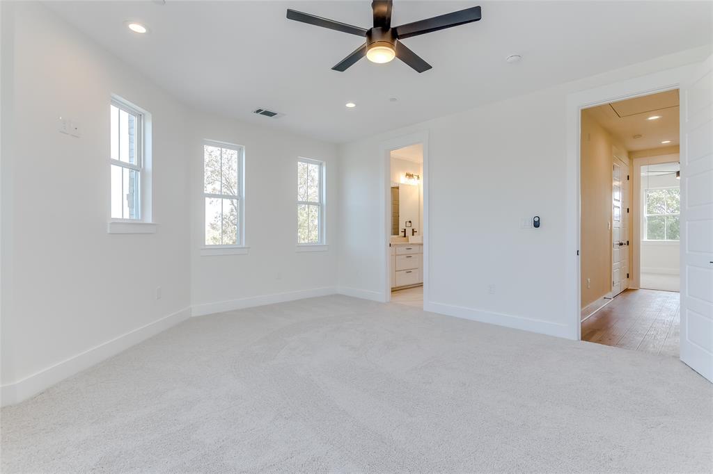 270 Harris Street Property Photo 34