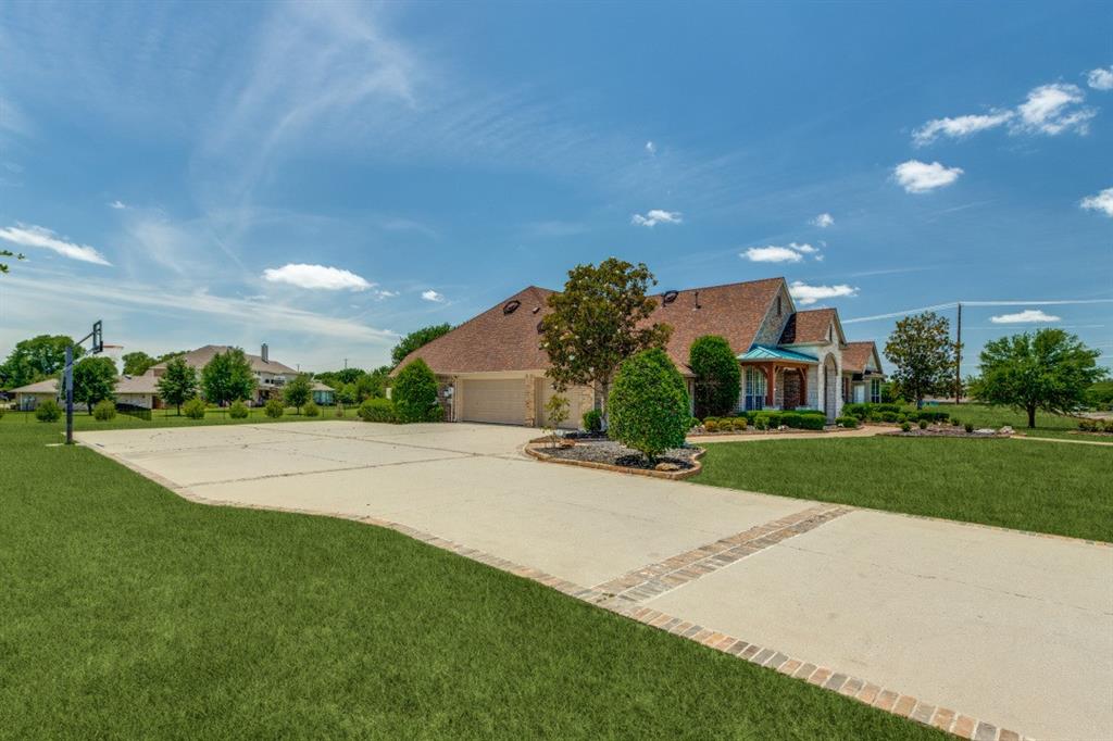 5802 Parker Village Drive Property Photo 1