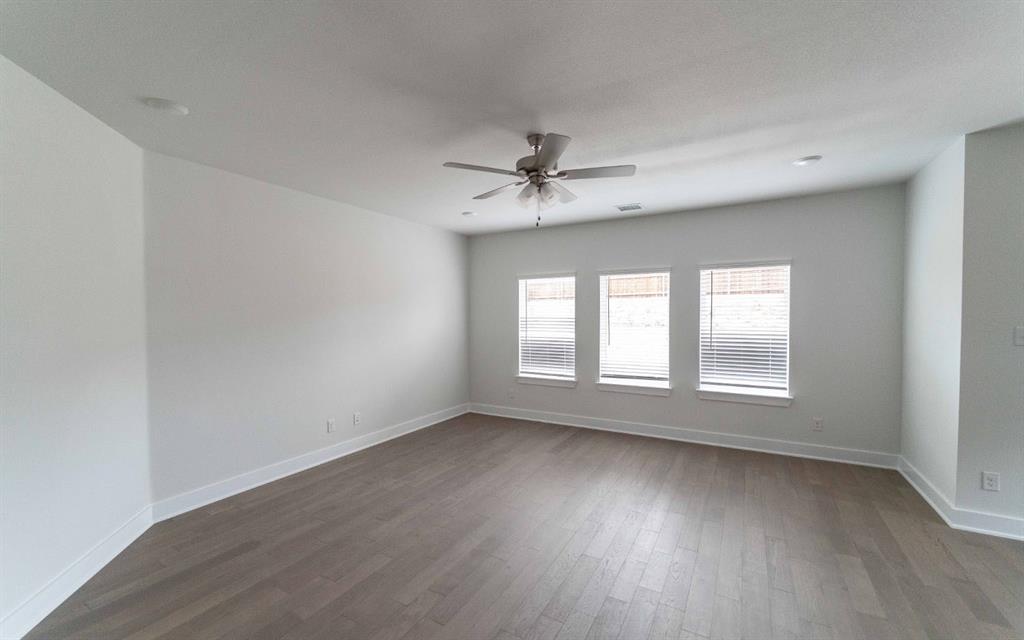 2213 Ridgecrest Lane Property Photo 8