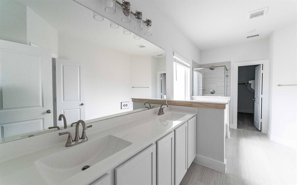 2213 Ridgecrest Lane Property Photo 11