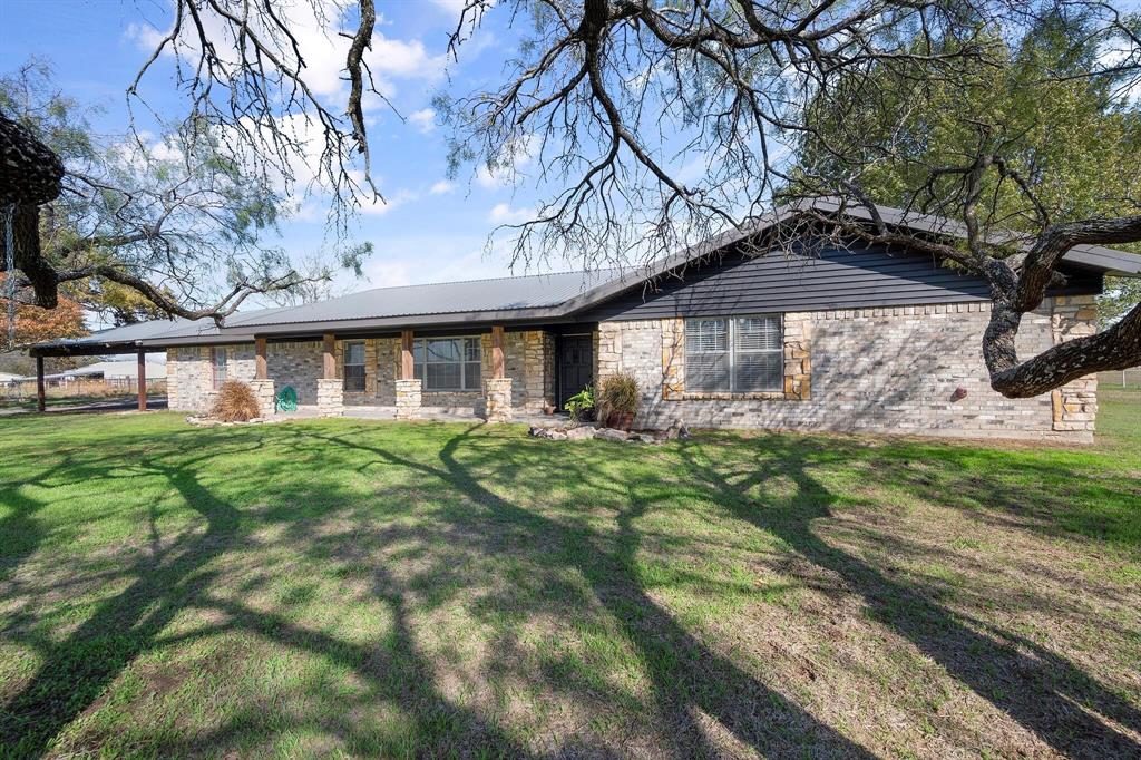 7956 County Road 4060 Property Photo