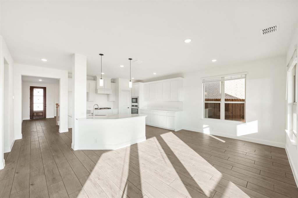 9500 Pepper Grass Drive Property Photo 13