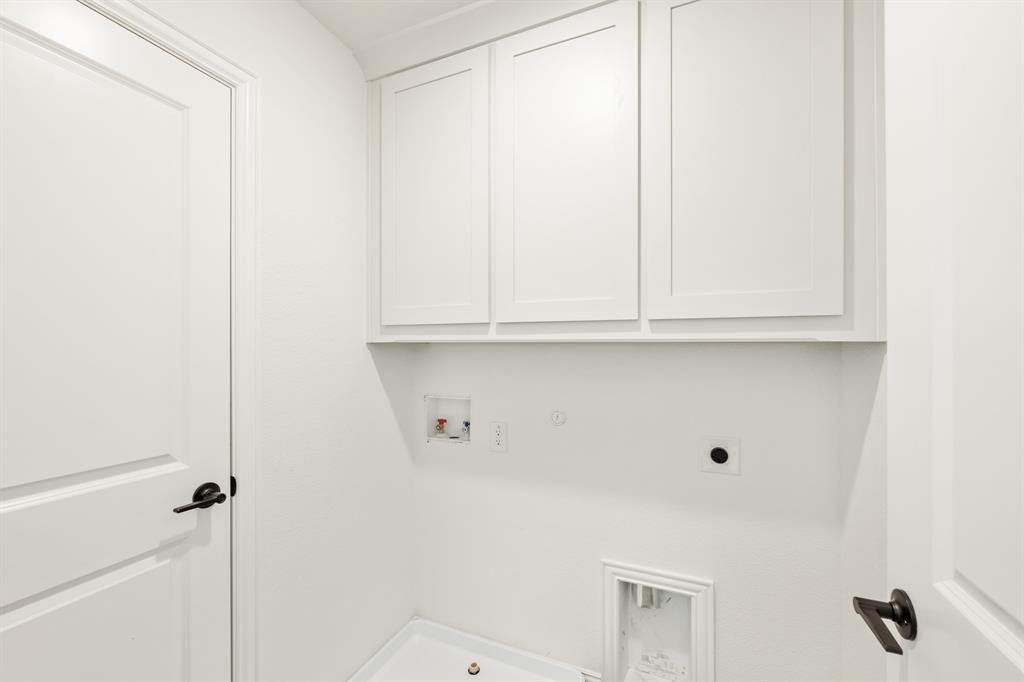 9500 Pepper Grass Drive Property Photo 35