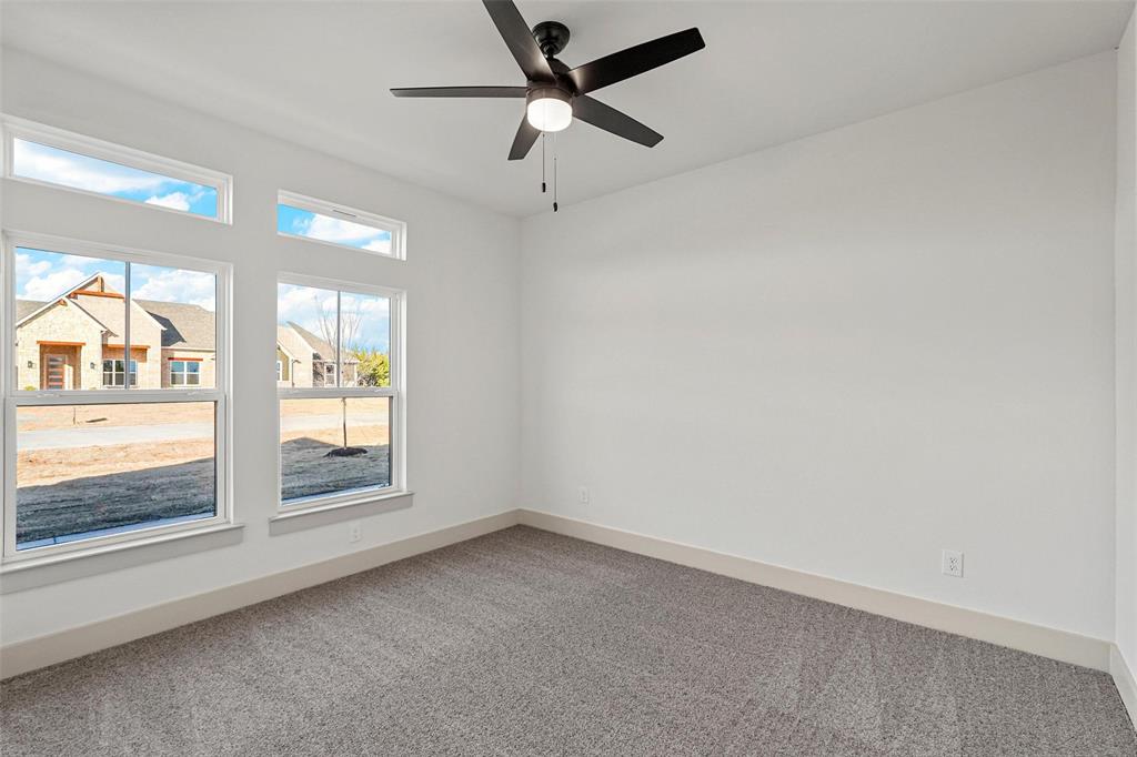 730 Evergreen Property Photo 33