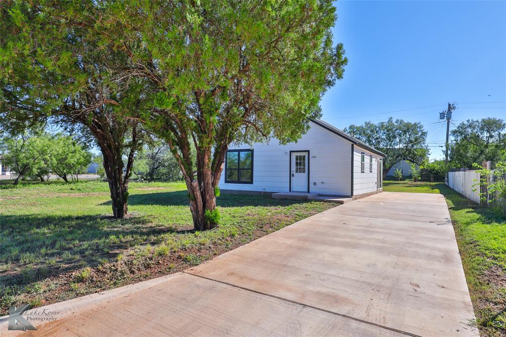 2149 Lillius Street Property Photo 2
