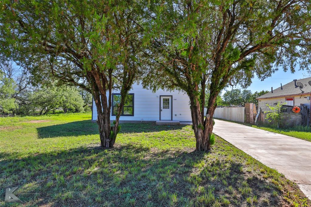 2149 Lillius Street Property Photo 3
