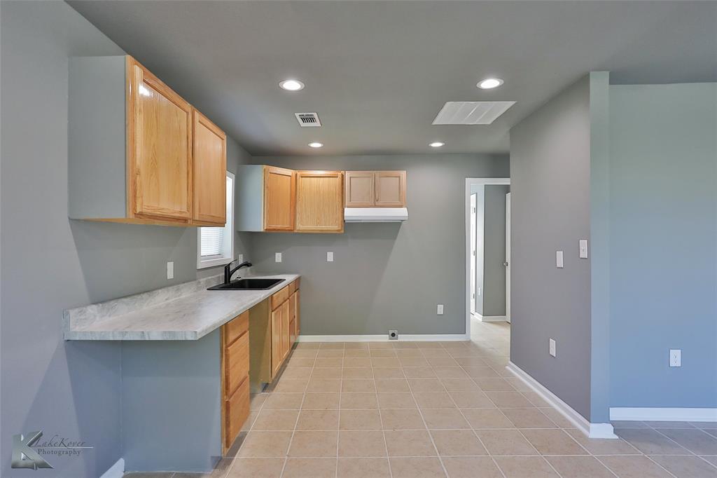 2149 Lillius Street Property Photo 20