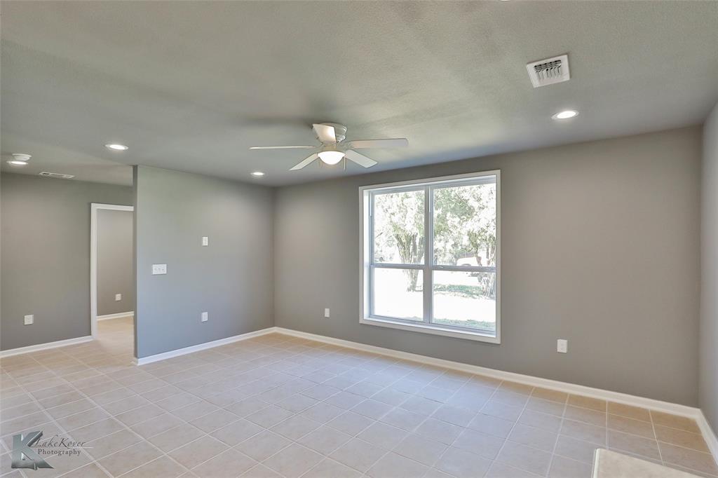 2149 Lillius Street Property Photo 23