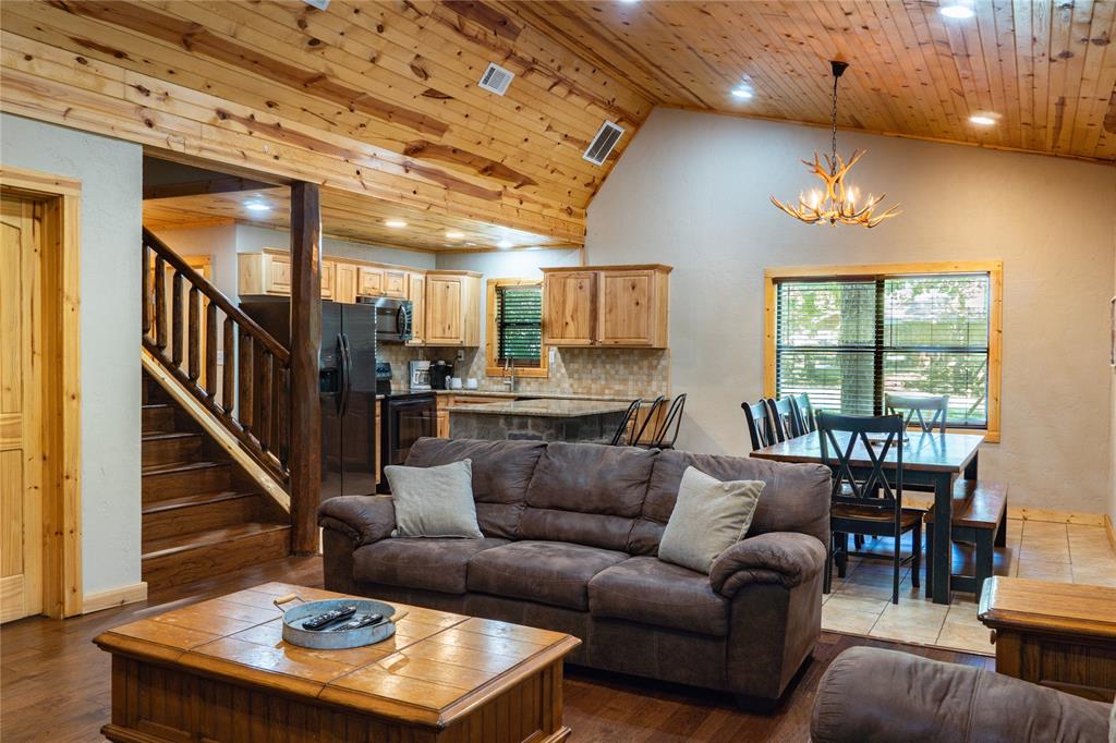 172 Cedar Creek Circle Property Photo 3