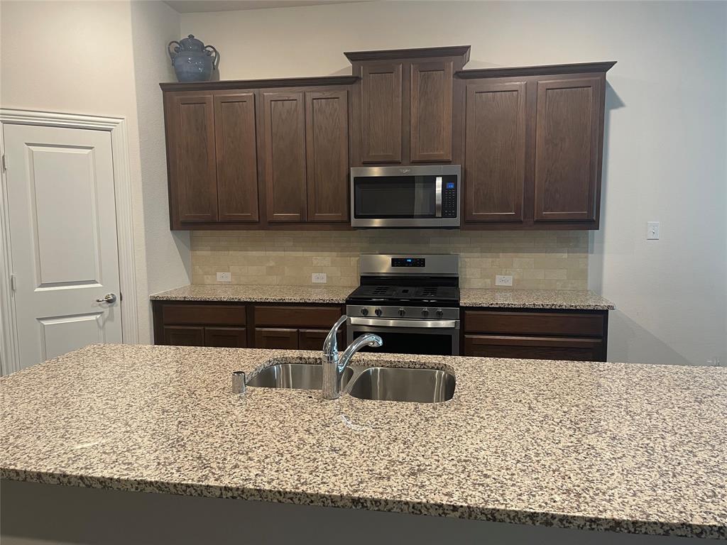 4111 Beamer Drive Property Photo 4