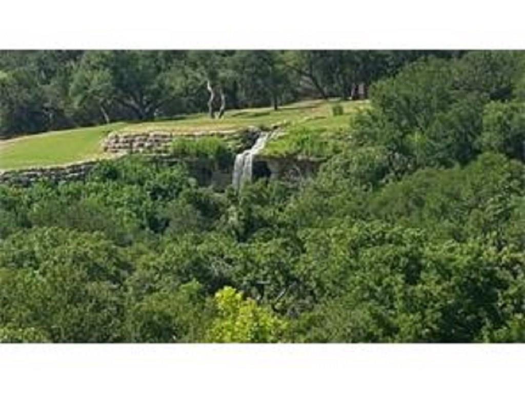 7233 Carnoustie Drive Property Photo 10