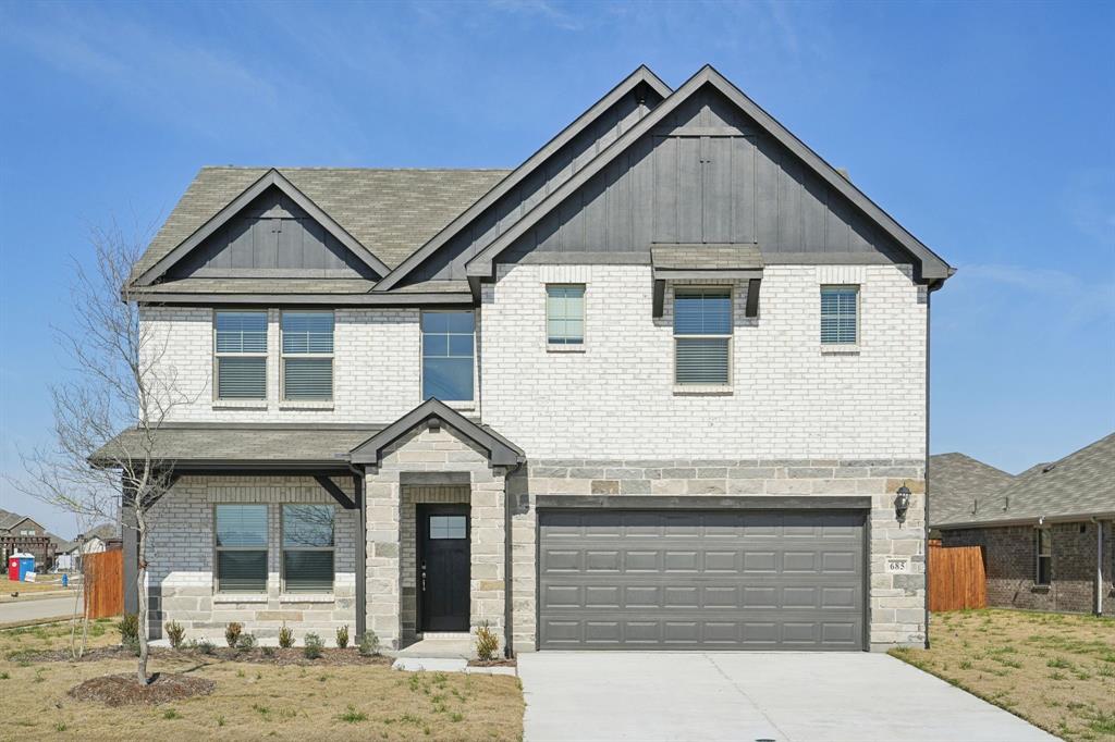 685 Briar Drive Property Photo 1