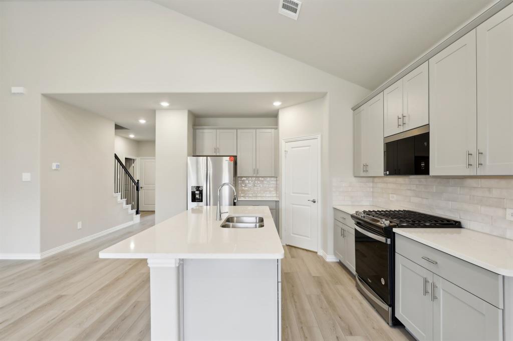 1161 Sage Drive Property Photo 3