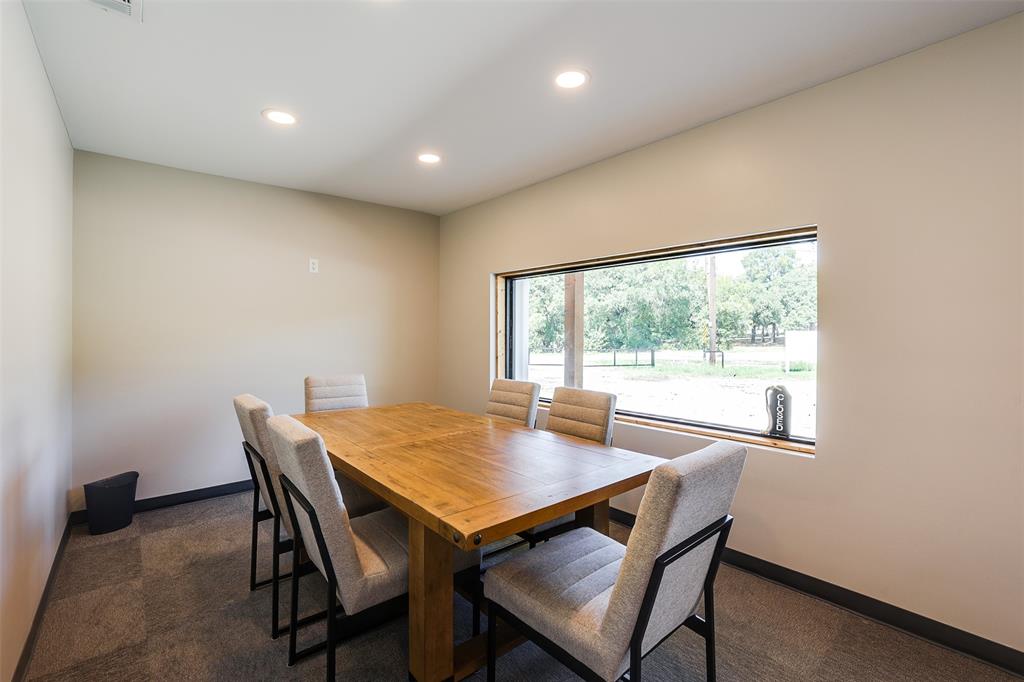 6720 Dick Price Road Property Photo 4