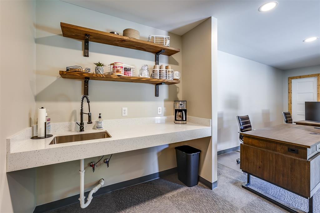 6720 Dick Price Road Property Photo 19