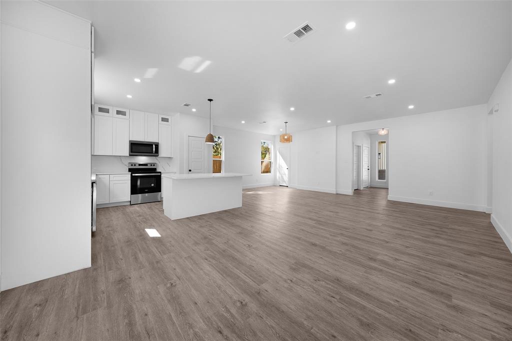 307 W Beckham Street Property Photo 6