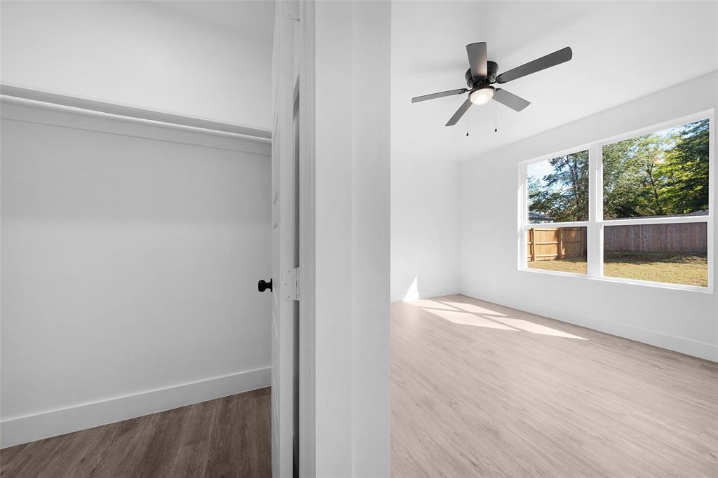 307 W Beckham Street Property Photo 17