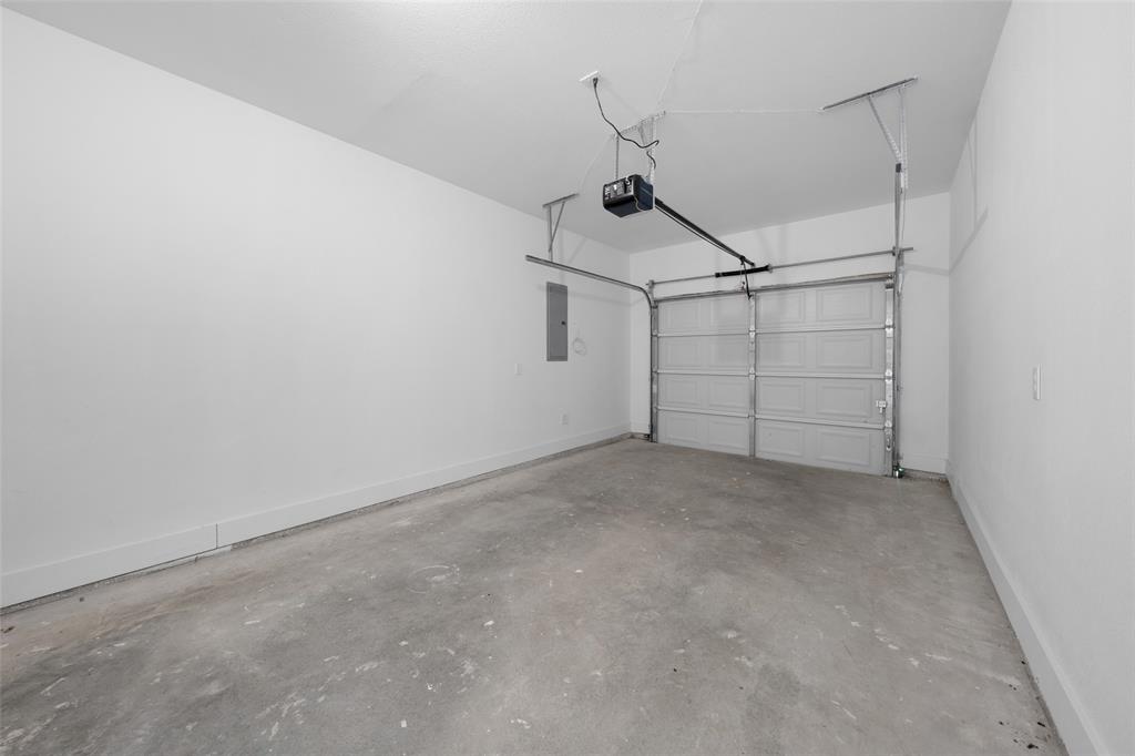 307 W Beckham Street Property Photo 30