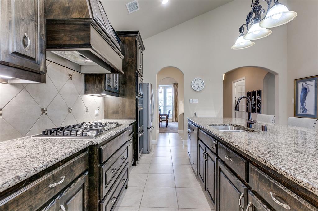 7809 Caddo Cove Property Photo 6