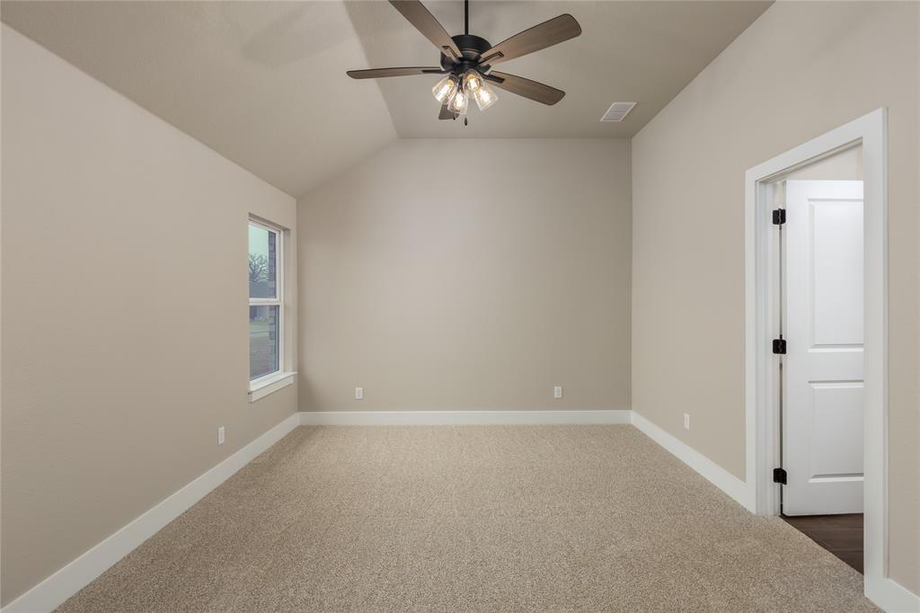 210 Prairie Street Property Photo 16
