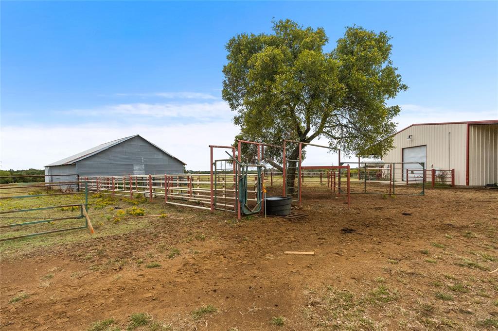 28966 Us Hwy 377 Property Photo 33