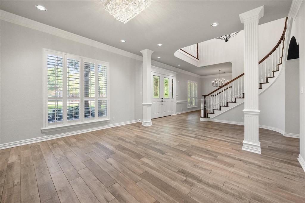 5848 Forest River Drive Property Photo 6