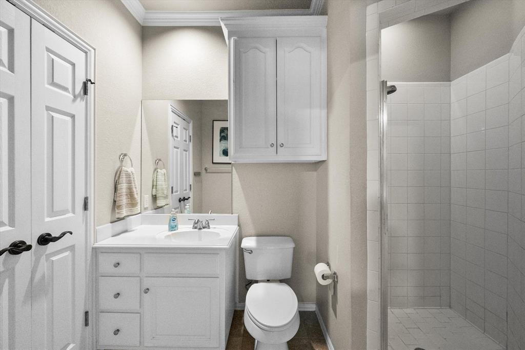 5848 Forest River Drive Property Photo 27