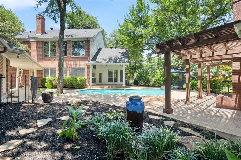 5848 Forest River Drive Property Photo 33