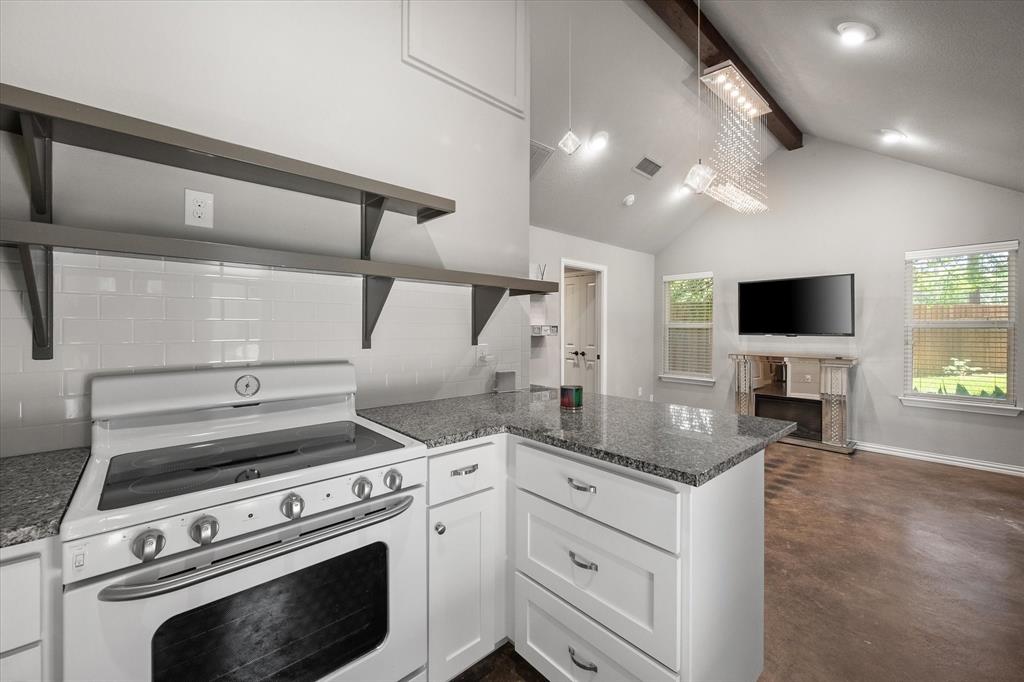 5848 Forest River Drive Property Photo 35