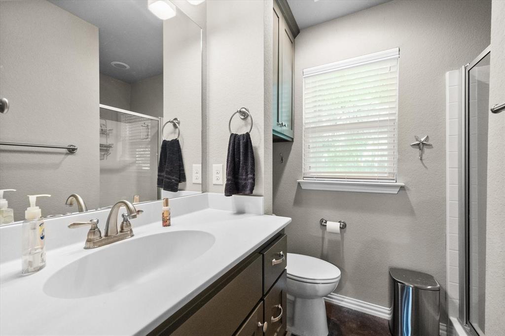 5848 Forest River Drive Property Photo 36