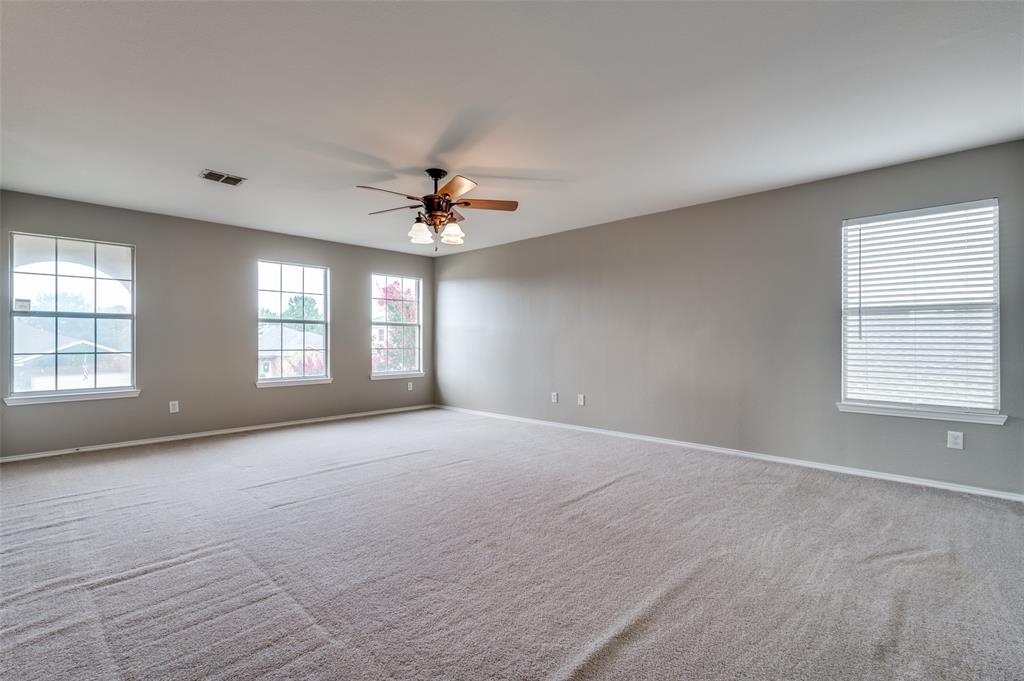 2225 Sumac Drive Property Photo 14