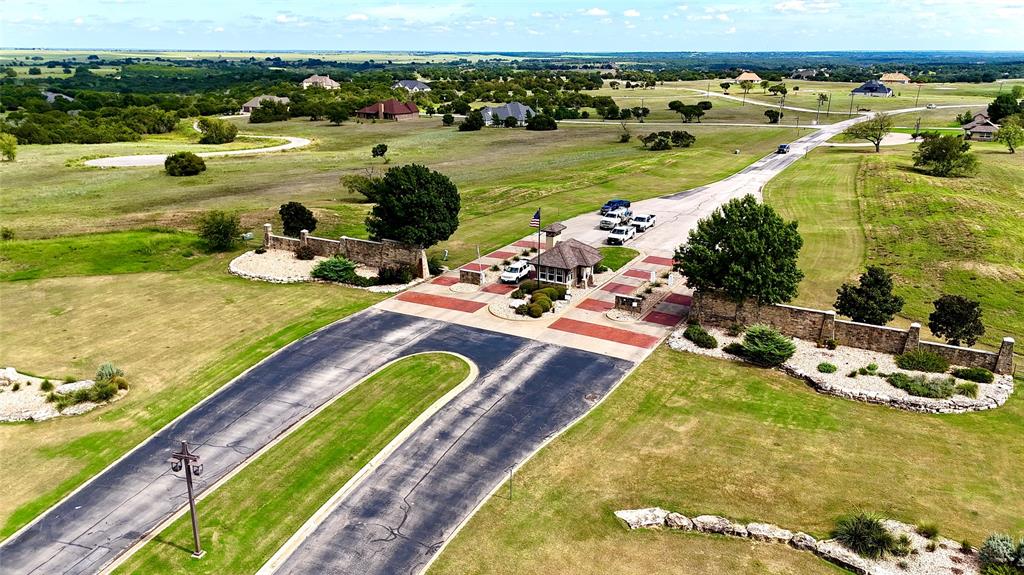 7429 Retreat Boulevard Property Photo 9