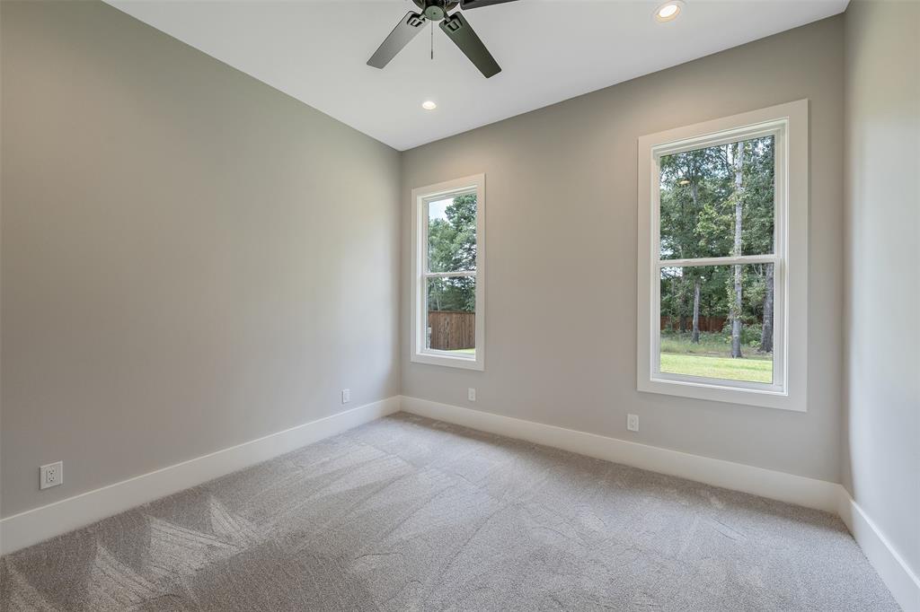 135 Thorn Briar Trail Property Photo 25