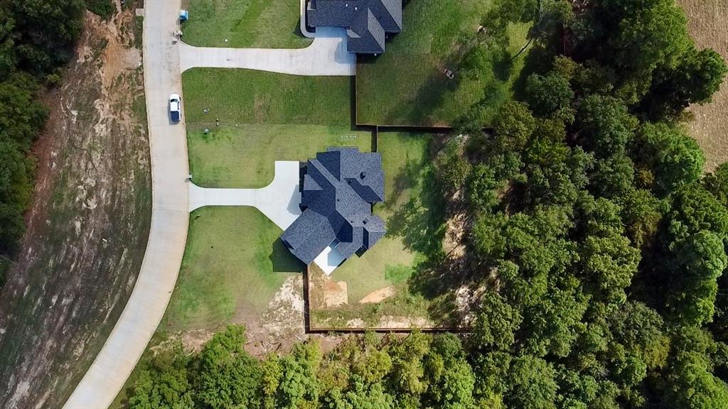 135 Thorn Briar Trail Property Photo 32