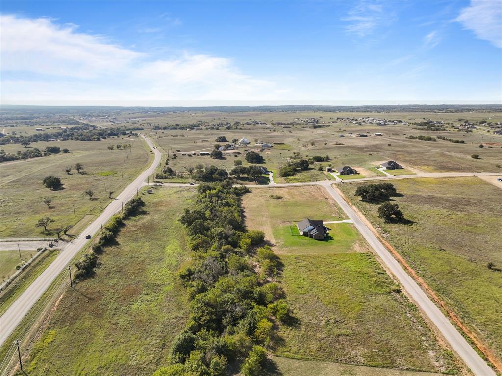 2000 Carrie Ct Court Property Photo 1