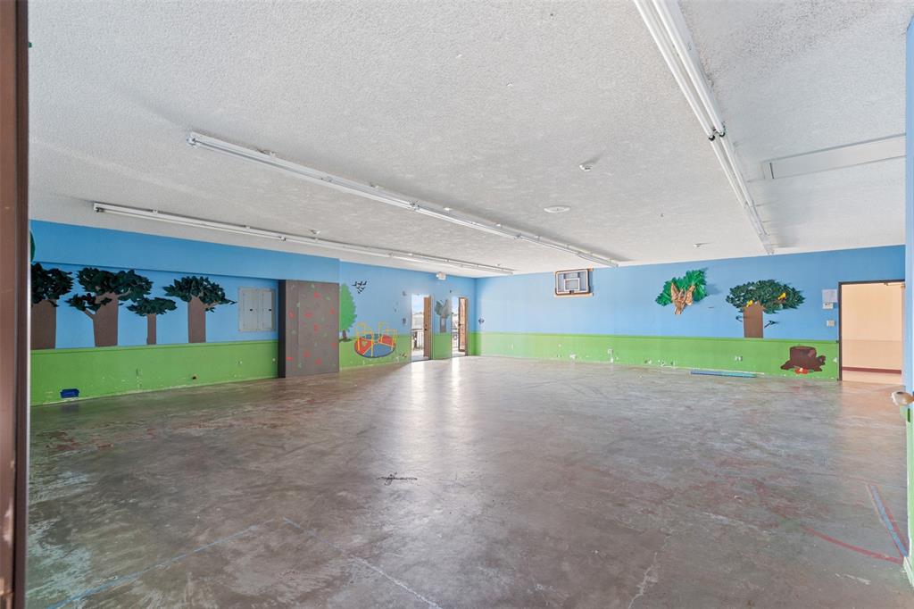 302 Lincoln Park Drive Property Photo 19