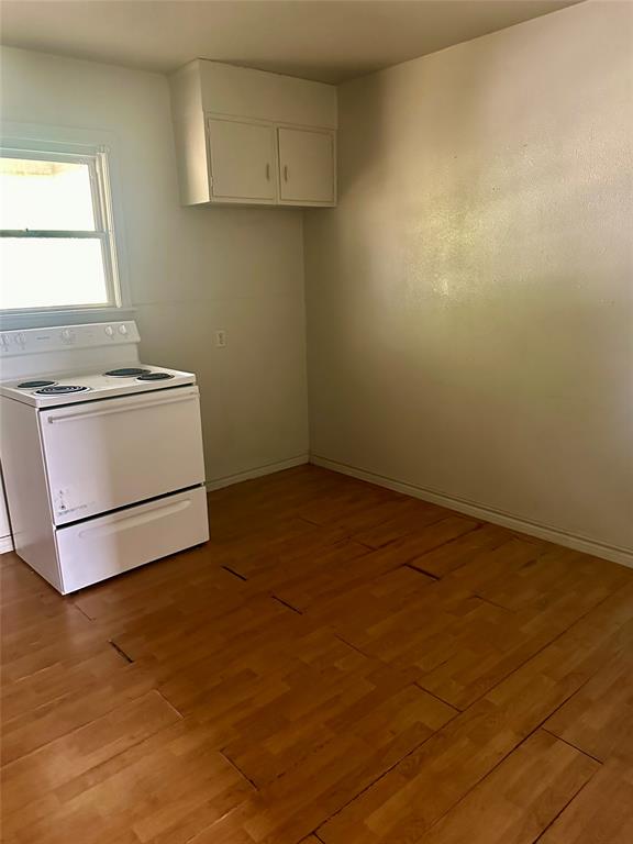 308 N Dallas Street Property Photo 30