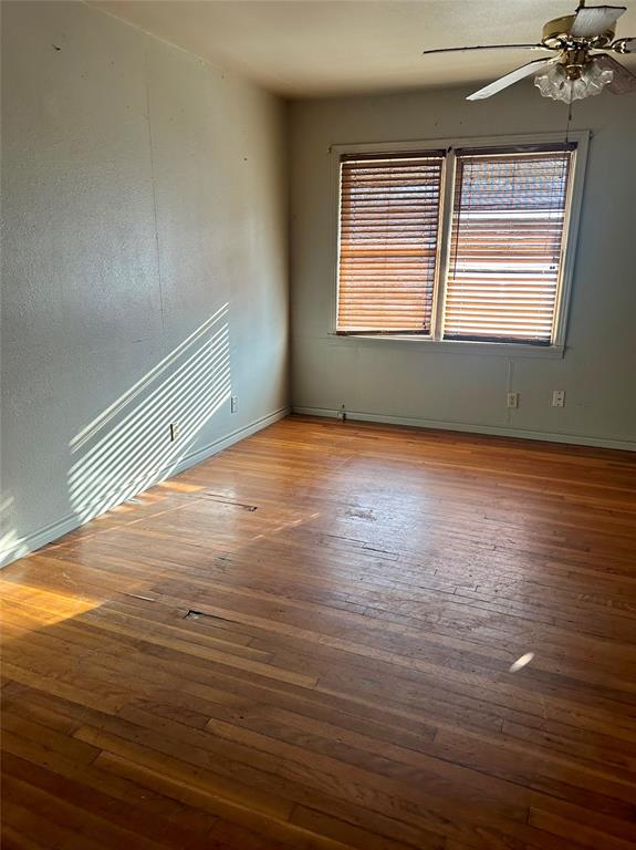 308 N Dallas Street Property Photo 34
