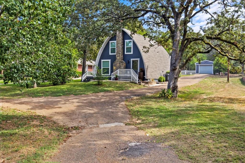 315 Highlander Heights Property Photo