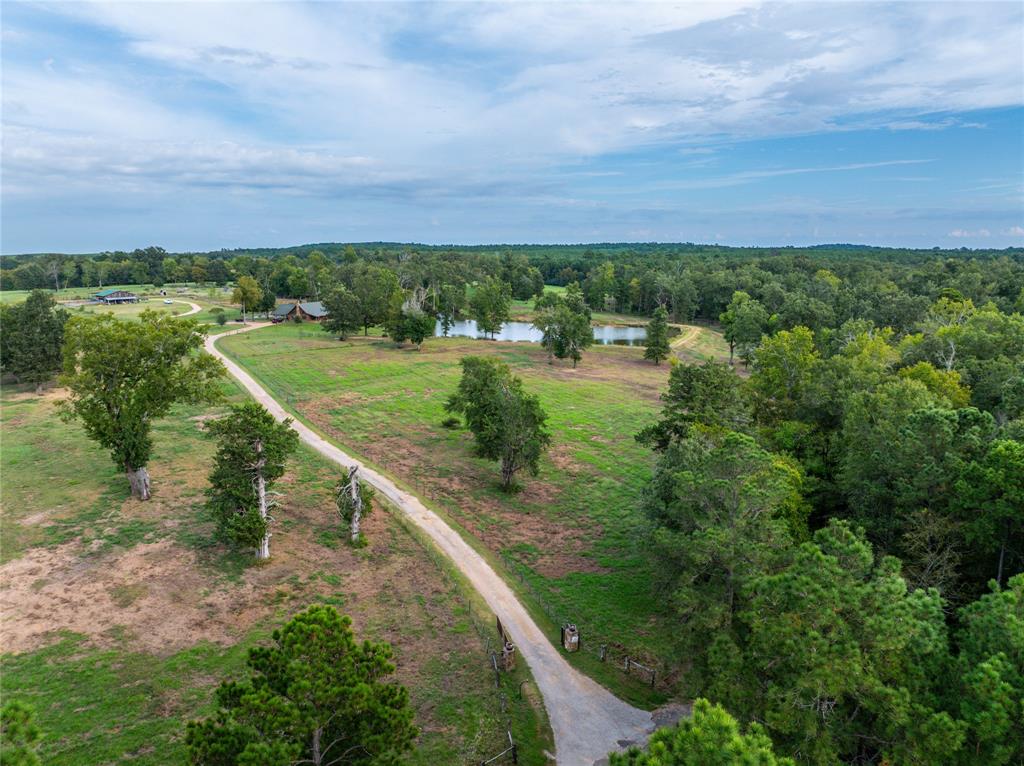 11884 E County Road 398 Property Photo 11