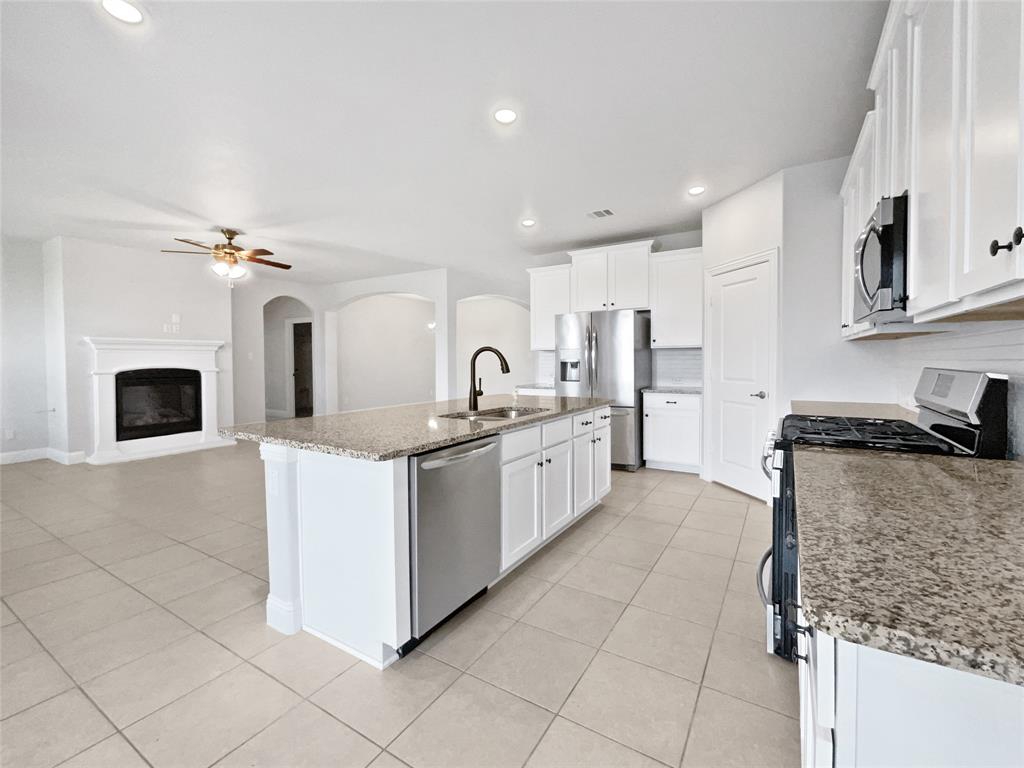 11208 Culberson Drive Property Photo 6