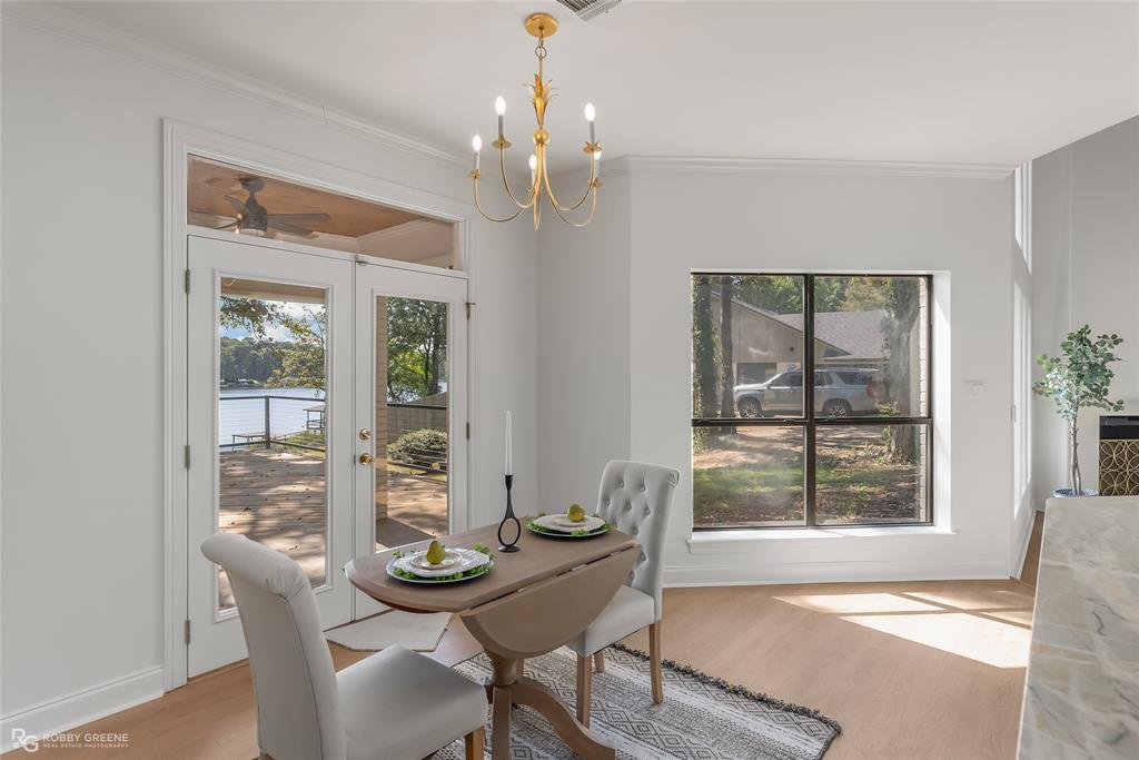 2015 Woodlake Drive Property Photo 11