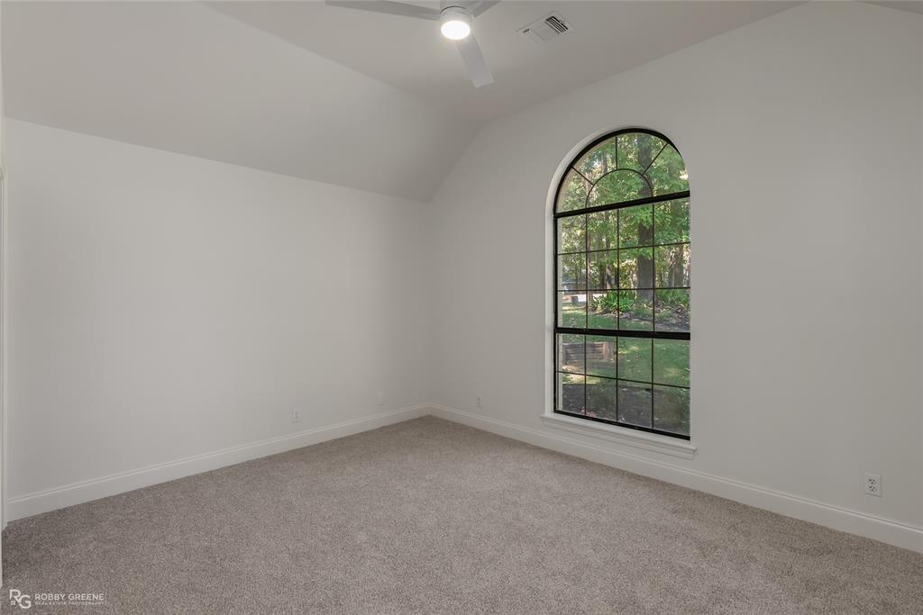 2015 Woodlake Drive Property Photo 16